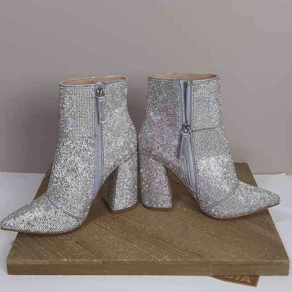 Steve Madden Nola boots flared heel full rhinestone pointed toe size 6 - Picture 5 of 9